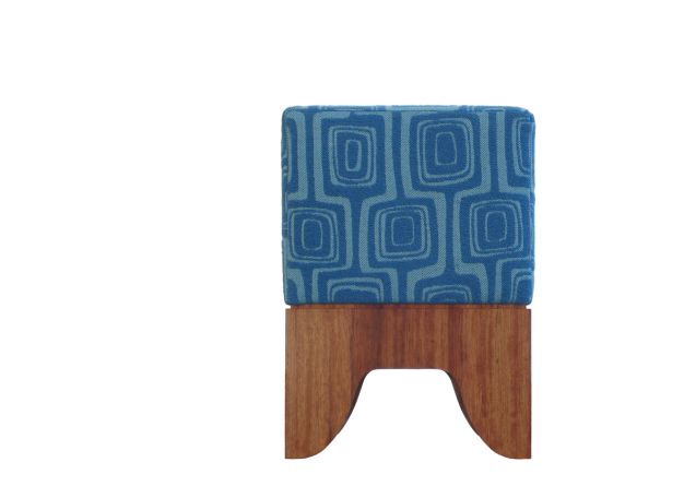  1. Punschkrapfen,blau mit Ornamenten