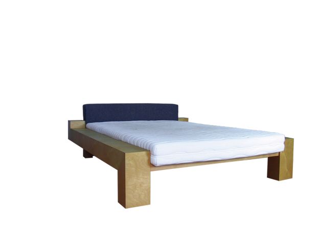  Doppelbett in Birkensperrholzhohlbau